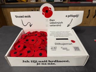 VLČÍ MÁKY 2025 - Sbírka ke Dni válečných veteránů @pamet_naroda 🌺 Od dnešního dne můžete u nás na prodejně zakoupit VLČÍ...
