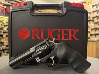 RUGER GP100 🤠 Double Action revolver v ráži 357 MAG od @rugersofficial 🫡 SKLADEM na prodejně i na eshopu - odkaz najdete v...
