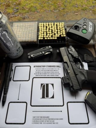 INTRODUCTORY STANDARDS DRILL - Nedělní trénink a drill od @loc_tactical 🤟 Klidnou neděli všem - odkaz do našeho eshopu...