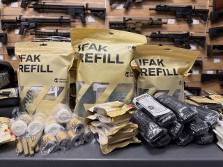 IFAK / FIRST-AID a další zdravotnický materiál od @rhinorescuetactical je SKLADEM na prodejně a brzy i na e-shopu 🫡...